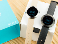 腕上精靈！華為榮耀手環(huán)zero開(kāi)箱圖賞