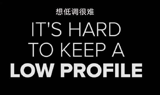 視頻：手機(jī)屏幕大了不起？不怕別人揍你么