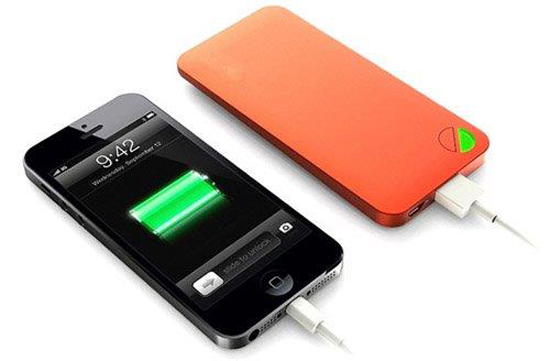 為何手機電池容量變大，卻不耐用？