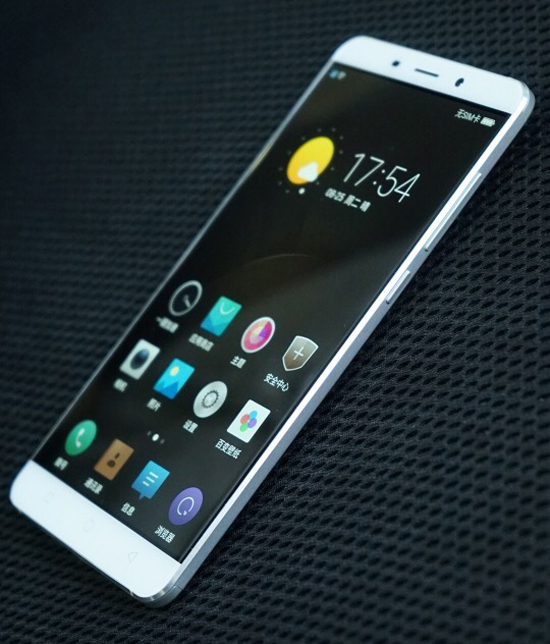 售價1199元！360奇酷手機(jī)青春版/高配版提前亮相