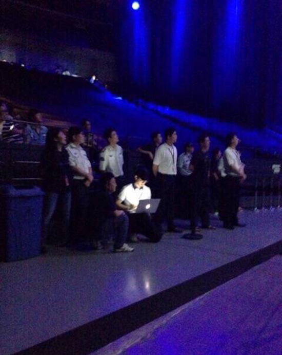 心疼！為做899元的堅果手機 老羅自打臉n次