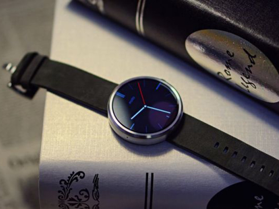 視頻：外媒親測(cè) Moto360竟然支持iPhone