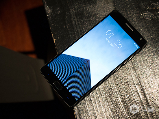 紅米斗魅藍(lán)！8月熱銷手機(jī)匯總