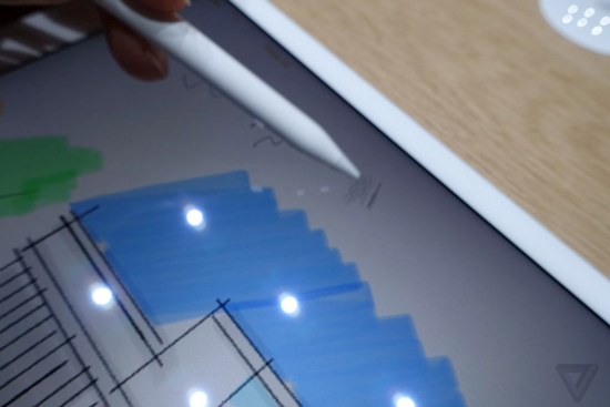 史上最大排！蘋果iPad Pro真機(jī)圖賞/上手視頻