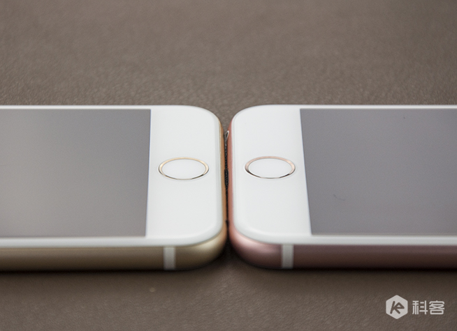 iPhone 6s開(kāi)箱圖賞：誰(shuí)說(shuō)粉色就娘炮？