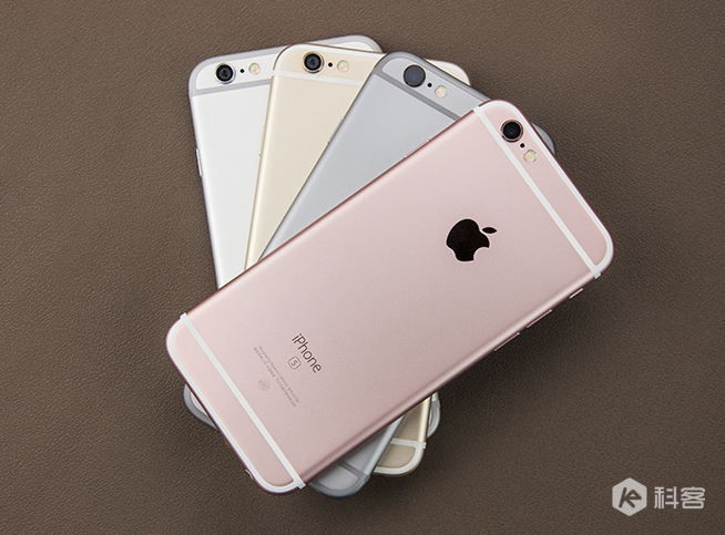 iPhone 6s開(kāi)箱圖賞：誰(shuí)說(shuō)粉色就娘炮？