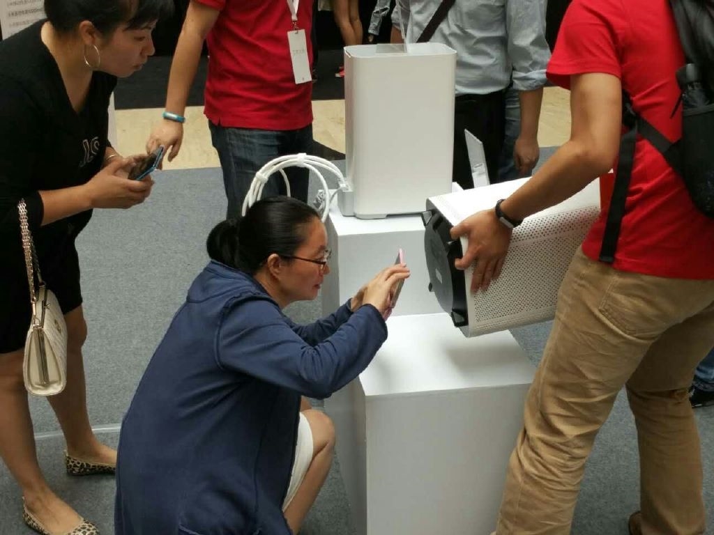 小米4c線下全國(guó)首賣,竟比iPhone 6s還火爆!