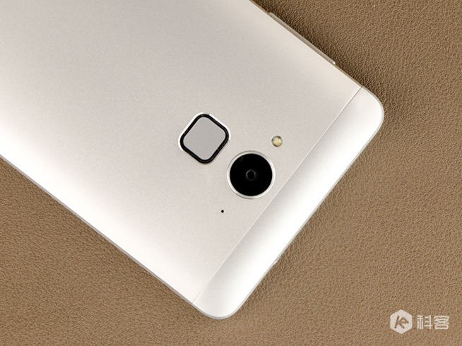 奇酷手機(jī)青春版評測 千元金屬機(jī)也有指紋識別