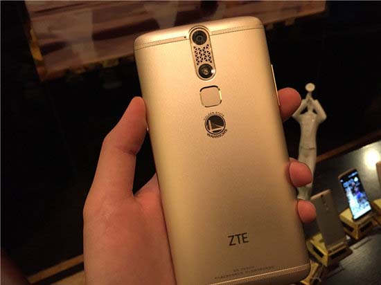 新機(jī)齊鑒賞 中興AXON天機(jī)mini售價2299起