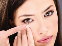 谷歌又來了：隱形眼鏡穿戴設(shè)備可以充電通信...