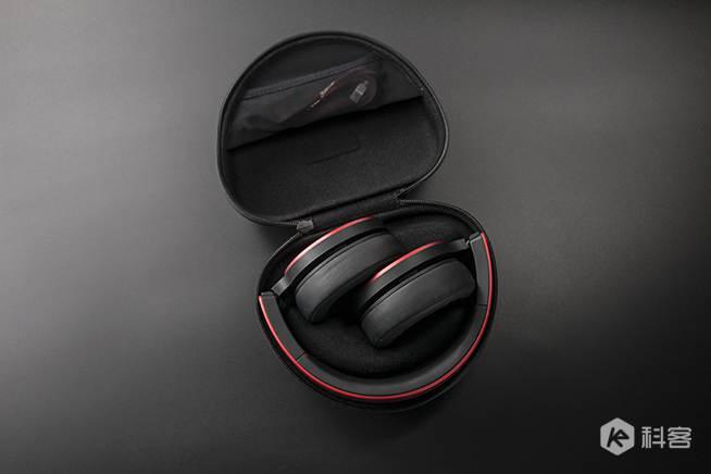 全球同檔中最好？汪峰原創(chuàng)品牌fiil耳機圖賞