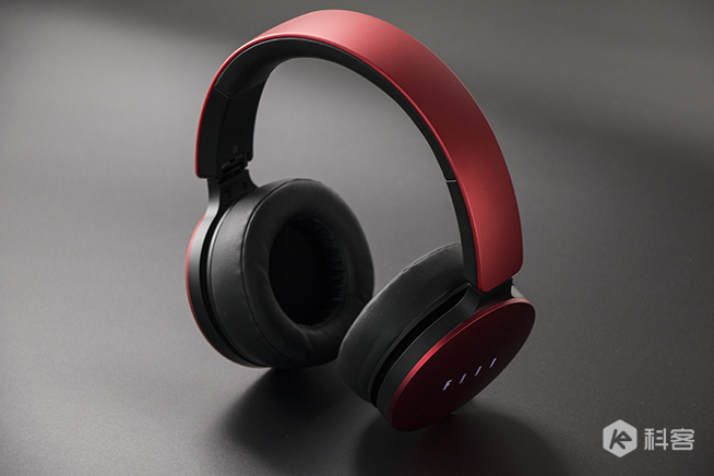 全球同檔中最好？汪峰原創(chuàng)品牌fiil耳機圖賞