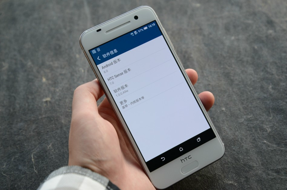 HTC One A9發(fā)布，真的能完爆iPhone嗎？