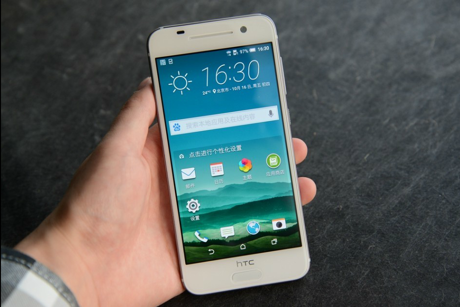 HTC One A9發(fā)布，真的能完爆iPhone嗎？