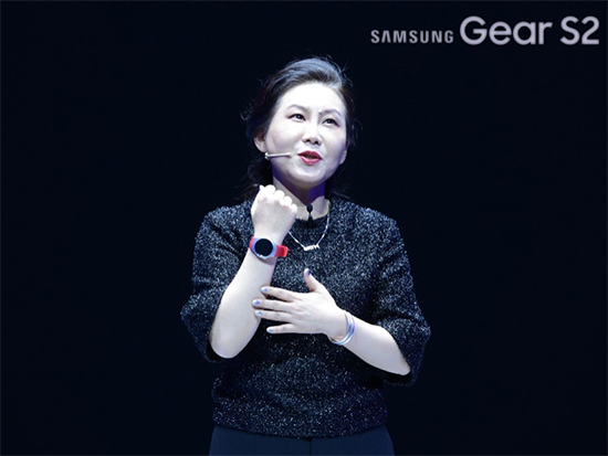 三星Gear S2國行登陸2198元起，還有周大福定制表帶