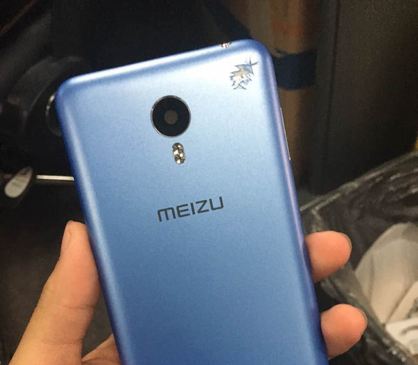 魅藍(lán)metal金屬后殼如何隱藏掉白帶的？真相在這里