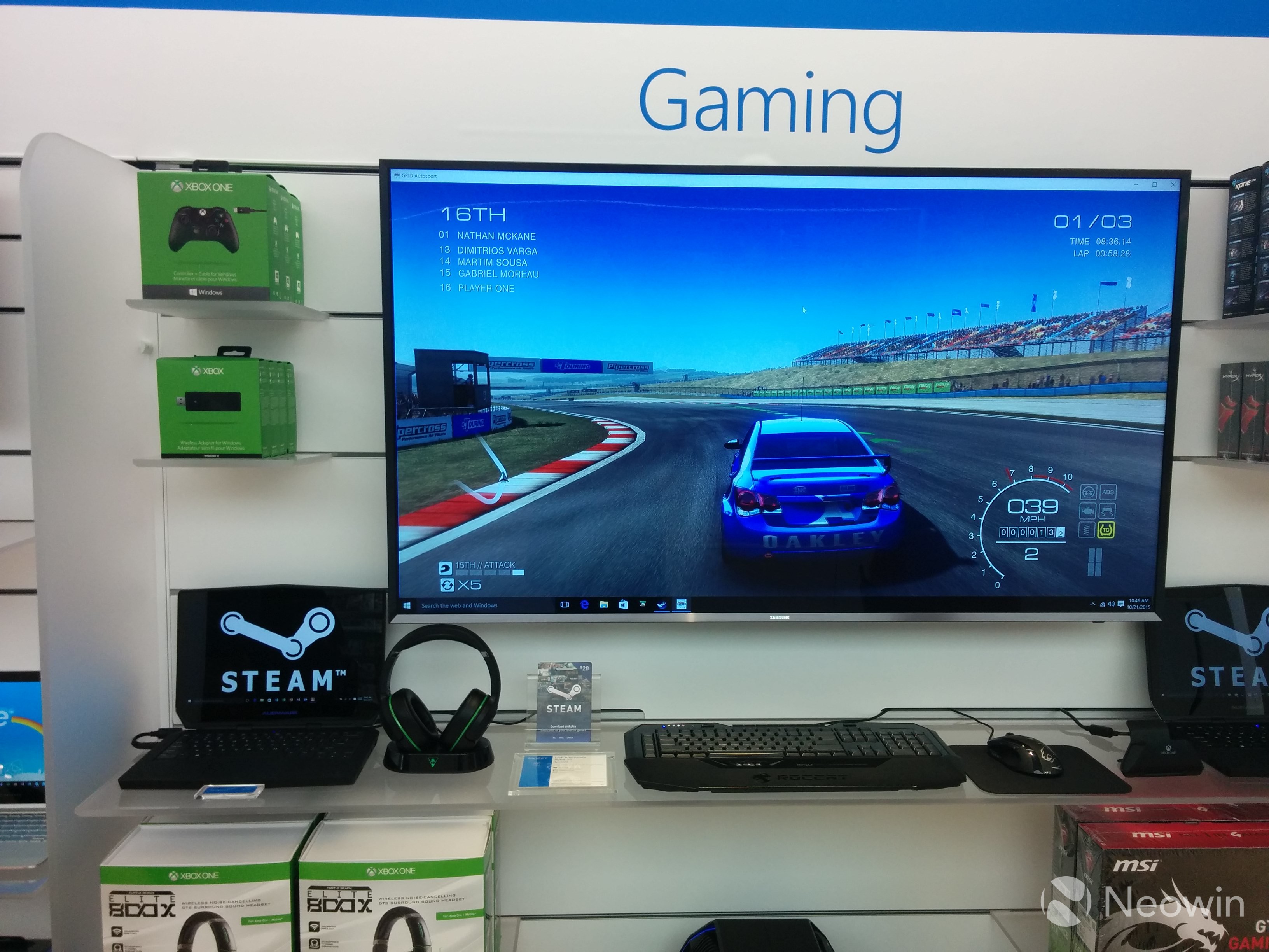 比蘋(píng)果Apple Store更氣派！全球最大微軟旗艦店開(kāi)業(yè)