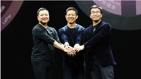 樂視首款合作汽車亮相，攜手易到用車打造免費(fèi)專車