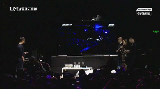 售價49.99萬！樂視發(fā)布120寸4K超級大電視