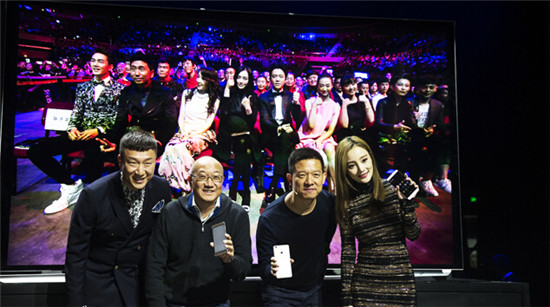 售價49.99萬！樂視發(fā)布120寸4K超級大電視