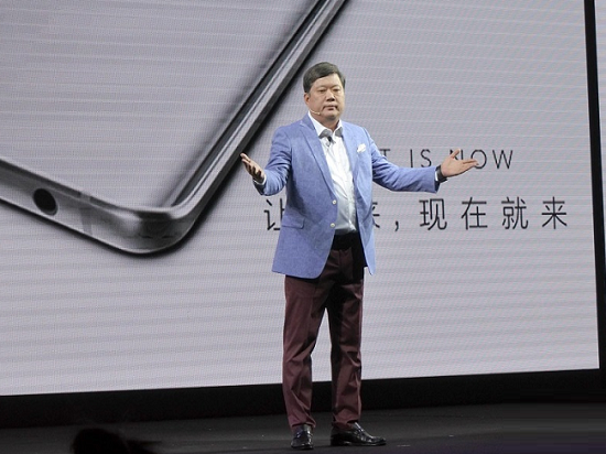 發(fā)布會扎堆，折射智能手機的兩個怪相