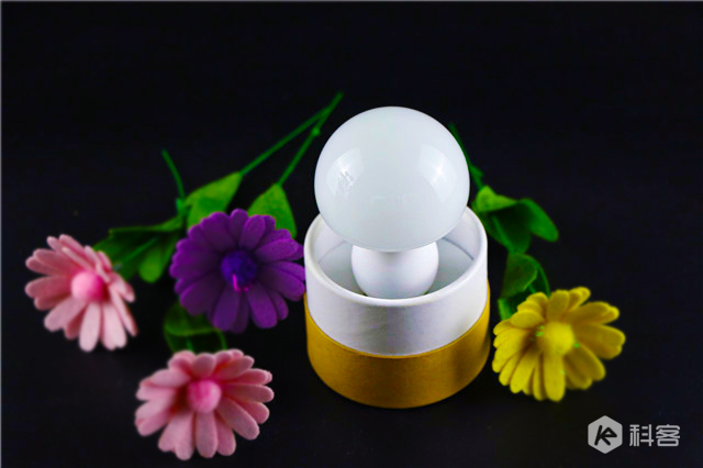 給生活加點色彩，AddLight智能蘑菇燈體驗