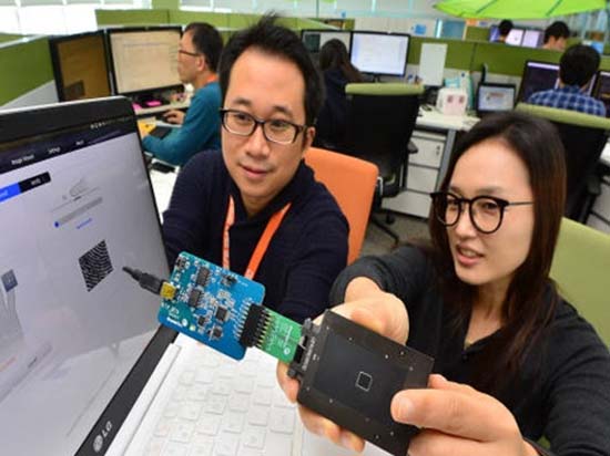 創(chuàng)意無(wú)限！微型指紋識(shí)別芯片問(wèn)世