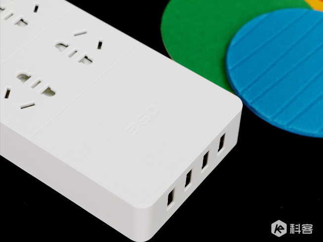 高舉安全大旗！360安全插線板試用評測