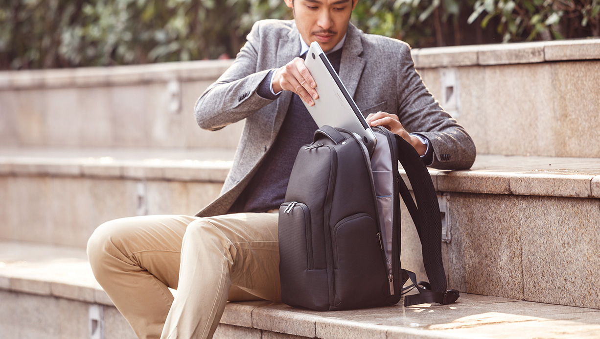 小米百貨來(lái)新品：199元小米多功能電腦包來(lái)了！