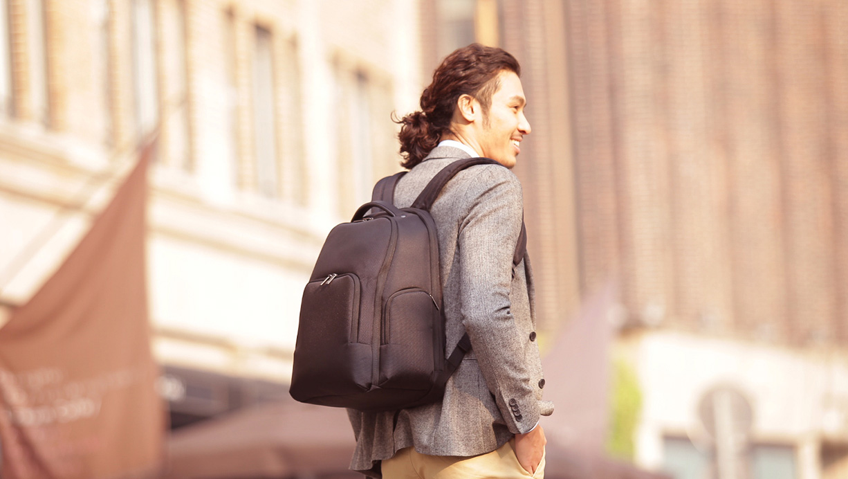 小米百貨來(lái)新品：199元小米多功能電腦包來(lái)了！