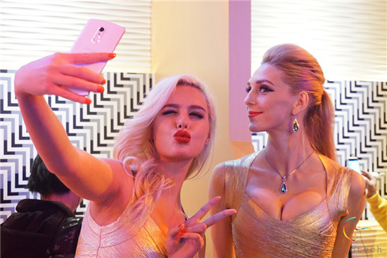 PK競(jìng)品/定價(jià)翻倍，激進(jìn)的樂(lè)檬在玩啥？