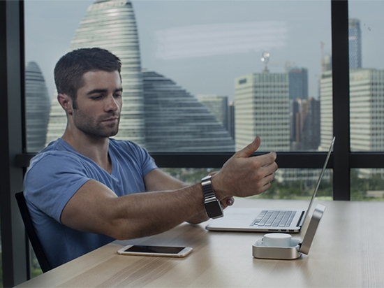 視頻：時(shí)尚時(shí)尚最時(shí)尚 Apple Watch也有充電寶了