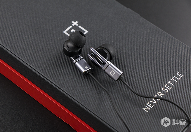 399元能媲美3000元嗎？一加金耳耳機(jī)圖賞