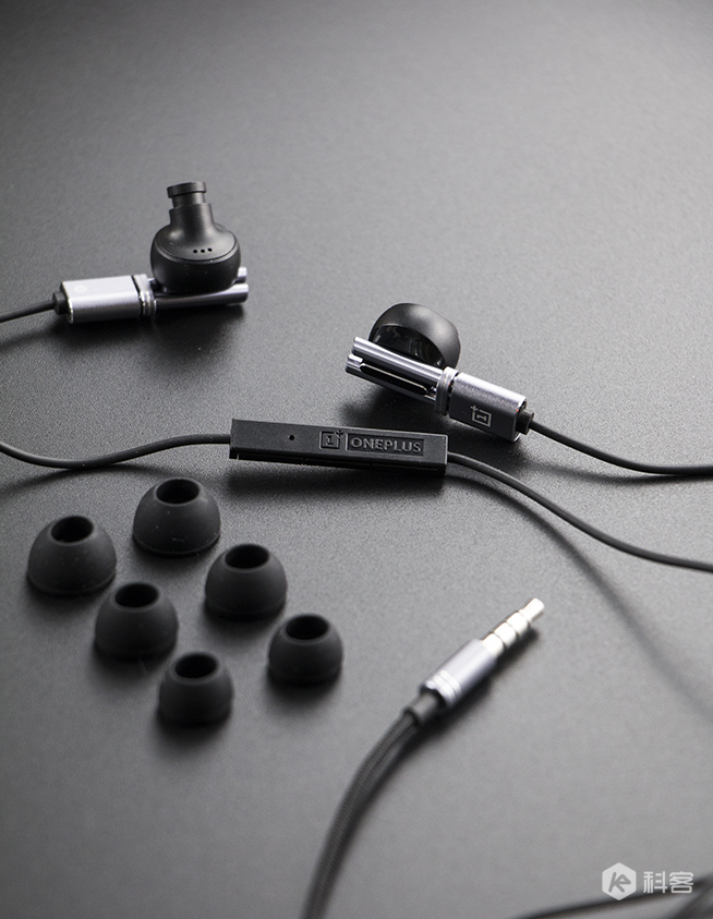 399元能媲美3000元嗎？一加金耳耳機(jī)圖賞