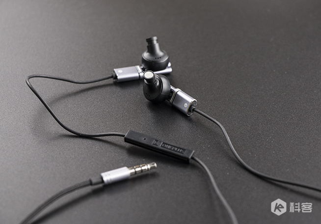 399元能媲美3000元嗎？一加金耳耳機(jī)圖賞