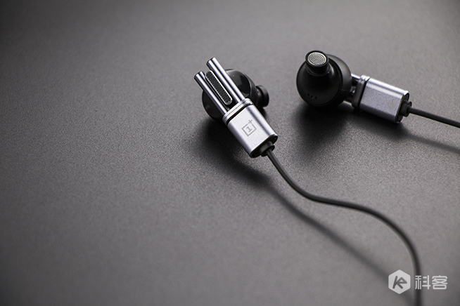 399元能媲美3000元嗎？一加金耳耳機(jī)圖賞