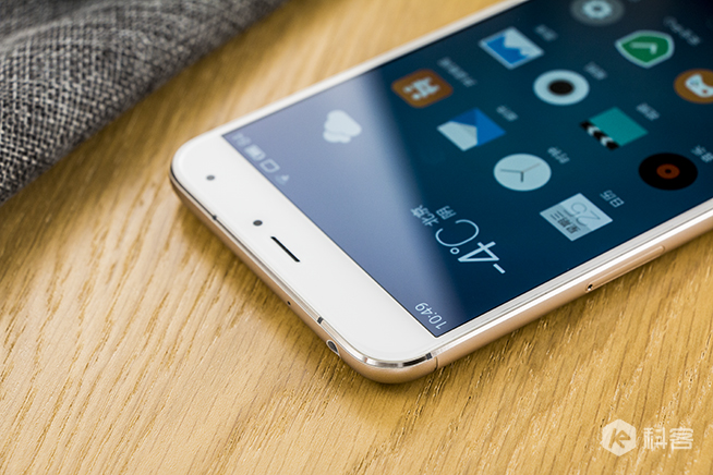 美，值得你等待！魅族PRO 5金色版圖賞