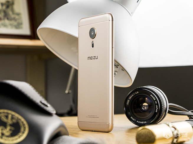 美，值得你等待！魅族PRO 5金色版圖賞