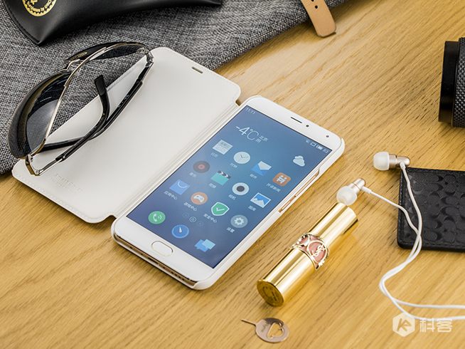 美，值得你等待！魅族PRO 5金色版圖賞