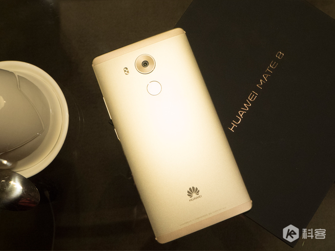 從黑馬到實(shí)力派 華為Mate 8體驗(yàn)評(píng)測(cè)