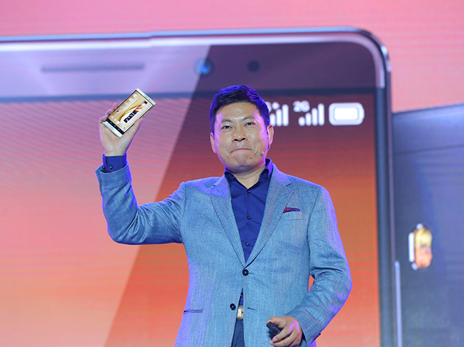 截然不同的發(fā)布會：小米華為誰能代表國貨？