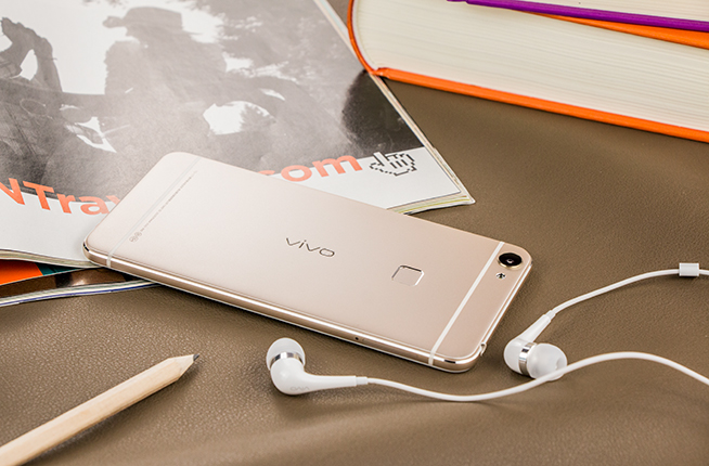 vivo X6圖賞：一體成型鑄就不一樣的金屬質(zhì)感 