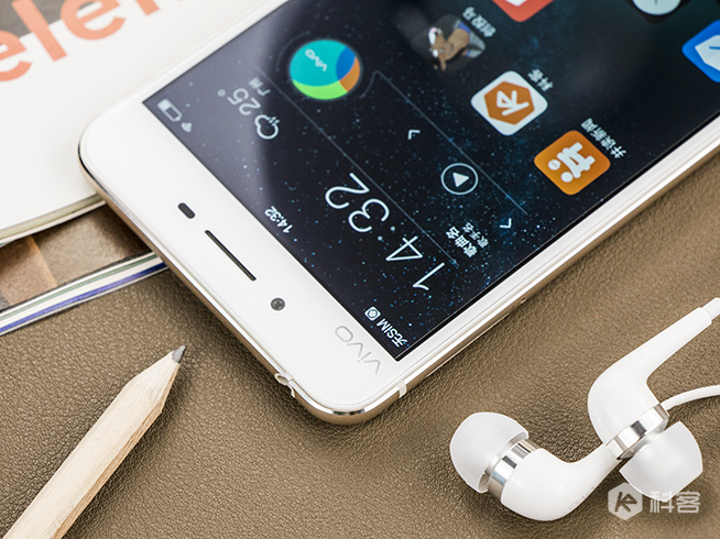 vivo X6圖賞：一體成型鑄就不一樣的金屬質(zhì)感 