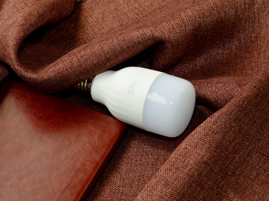 功能升級(jí)售價(jià)更低！小米Yeelight2代智能燈雙12開售