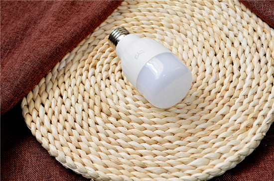 功能升級(jí)售價(jià)更低！小米Yeelight2代智能燈雙12開售