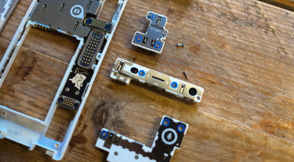 模塊化手機(jī)評(píng)測(cè)：配置中端價(jià)格太貴！