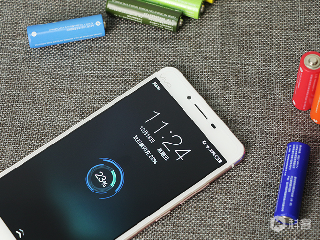 雙引擎閃充加持，實(shí)測(cè)vivo X6 Plus充電要多久