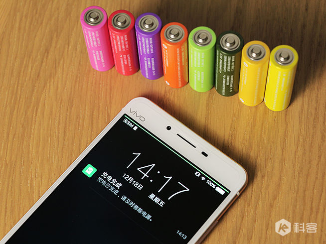 雙引擎閃充加持，實(shí)測(cè)vivo X6 Plus充電要多久