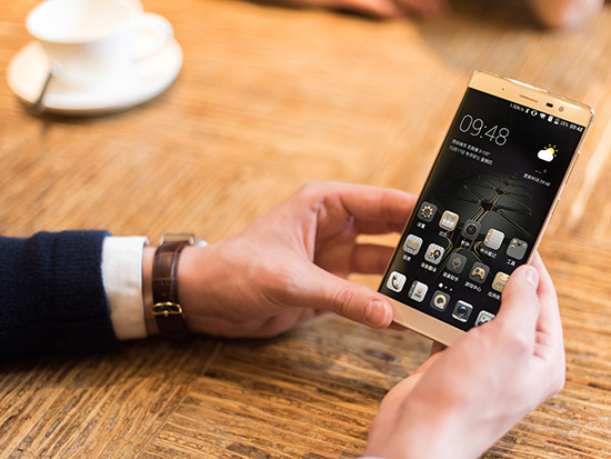 Mate 8勁敵，中興AXON天機MAX壓軸登場