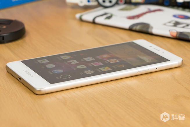 千元金屬大屏輕旗艦 OPPO A53開(kāi)箱圖賞